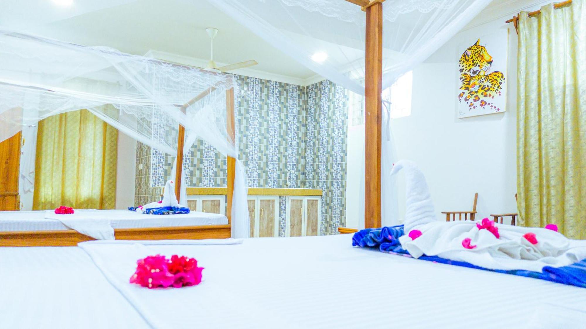 Hotel Sands Pwani Mchangani