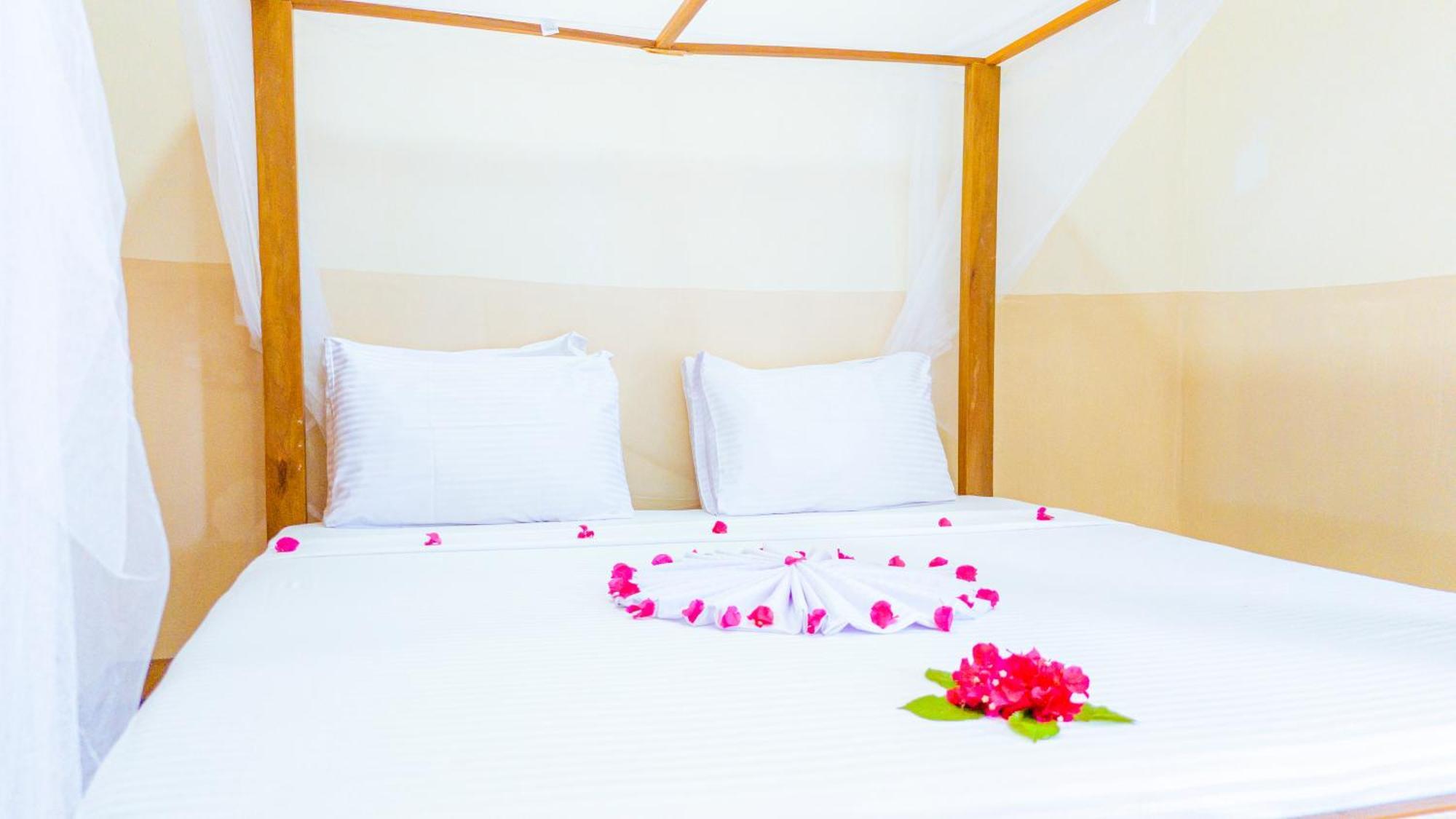 Hotel Sands Pwani Mchangani